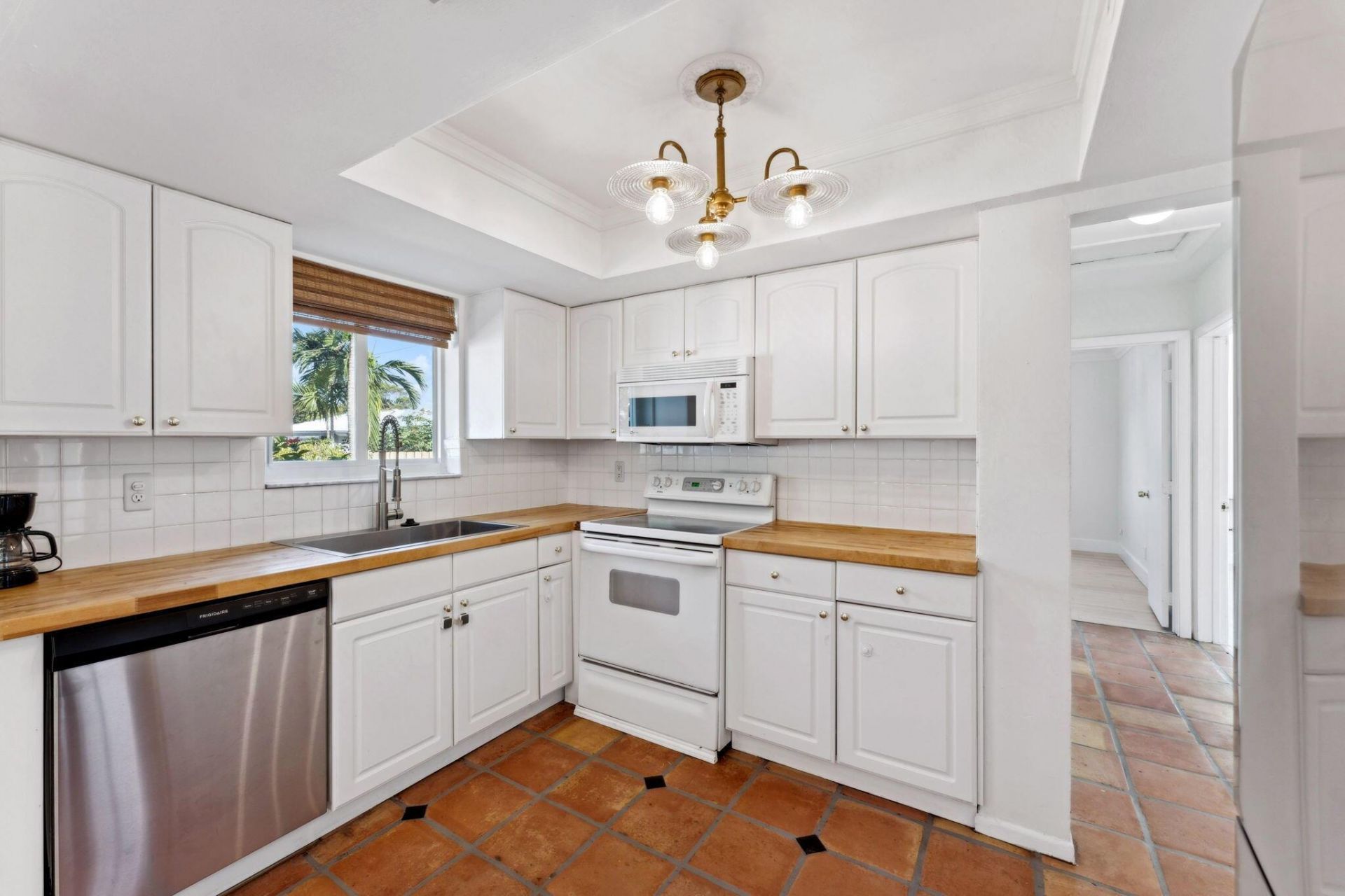 239 SE 34th Avenue, Boynton Beach, FL 33435 Photo