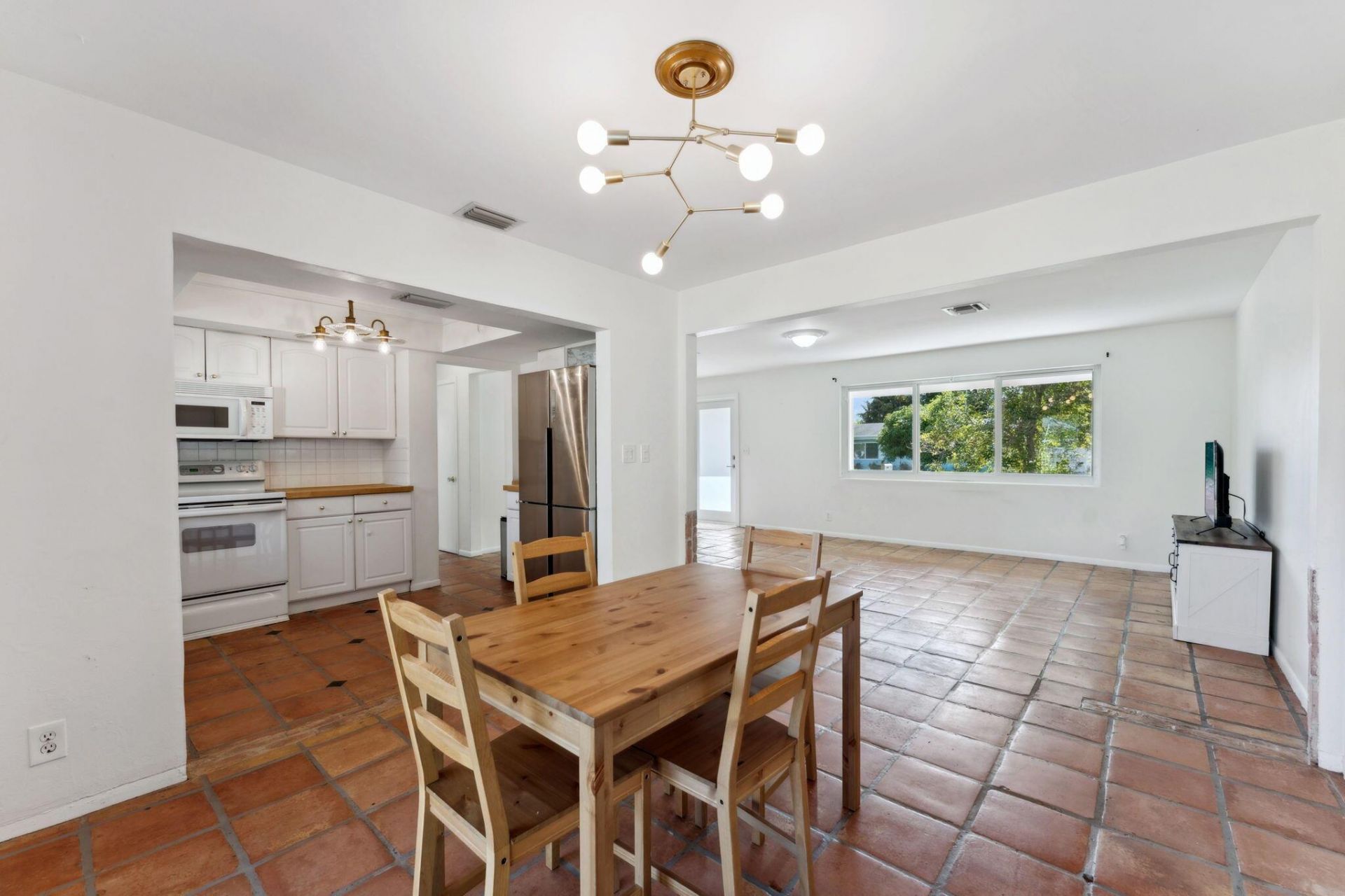 239 SE 34th Avenue, Boynton Beach, FL 33435 Photo