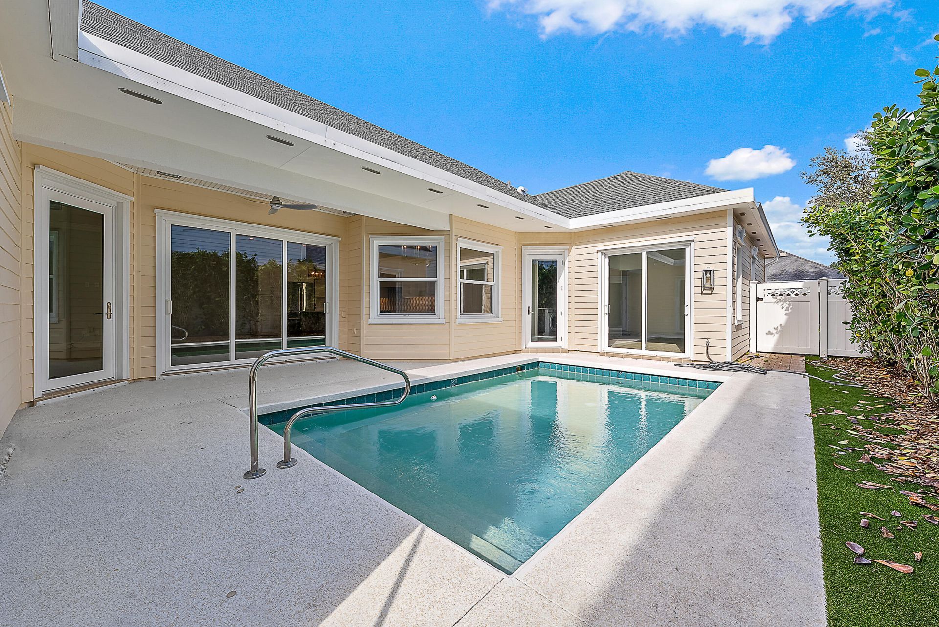248 Honeysuckle Drive, Jupiter, FL 33458 Photo