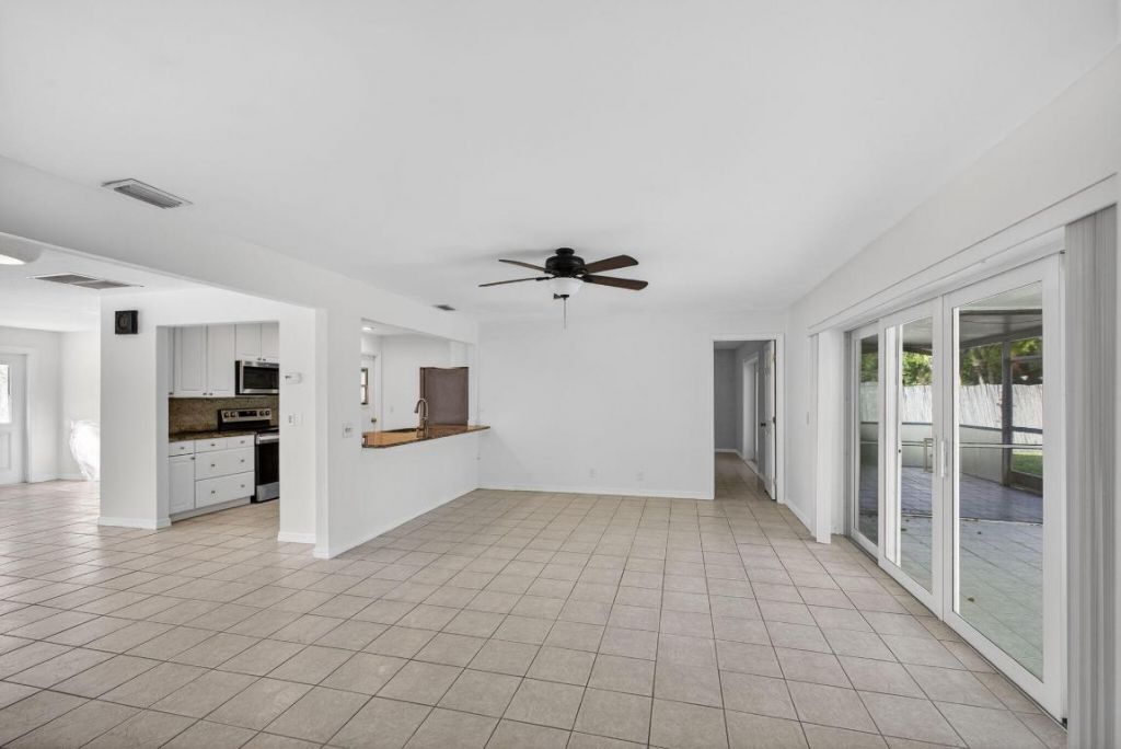 1242 N Harbor Drive, Singer Island, FL 33404 Photo