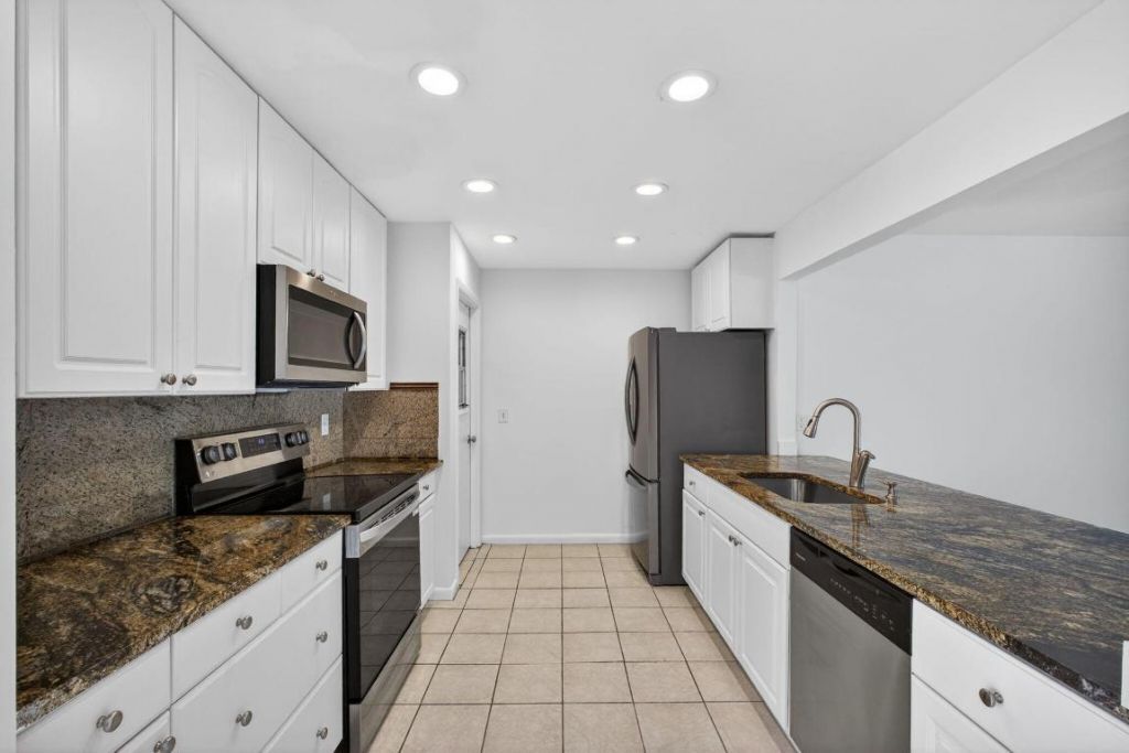 1242 N Harbor Drive, Singer Island, FL 33404 Photo