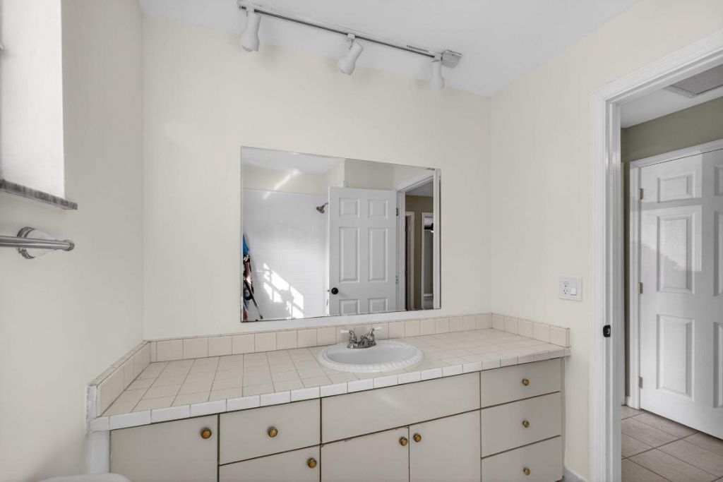 1242 N Harbor Drive, Singer Island, FL 33404 Photo