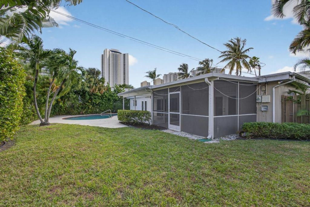 1242 N Harbor Drive, Singer Island, FL 33404 Photo