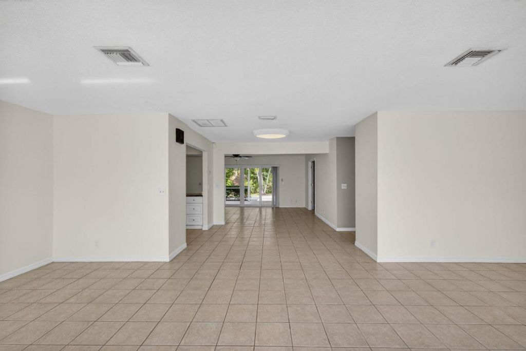 1242 N Harbor Drive, Singer Island, FL 33404 Photo