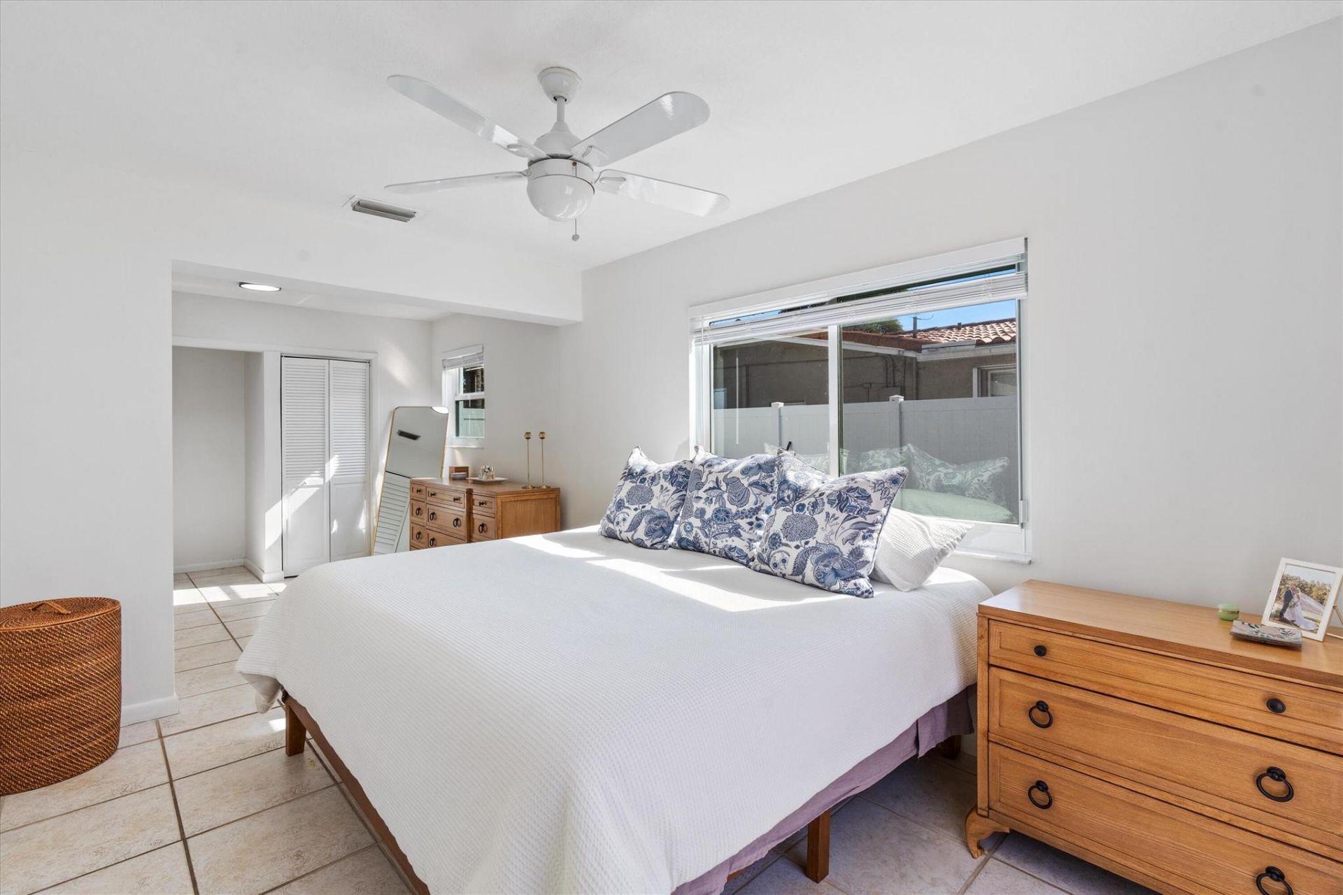 4921 NE 23rd Avenue, Lighthouse Point, FL 33064 Photo