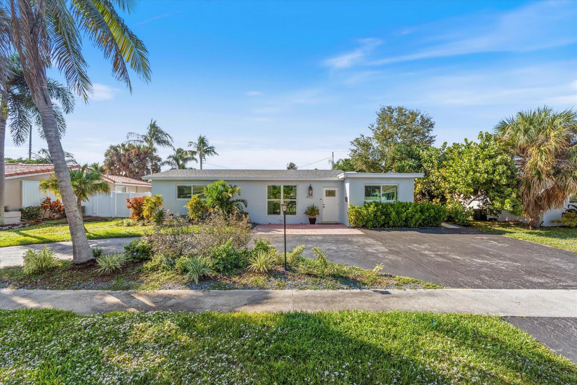 4921 NE 23rd Avenue, Lighthouse Point, FL 33064 Photo