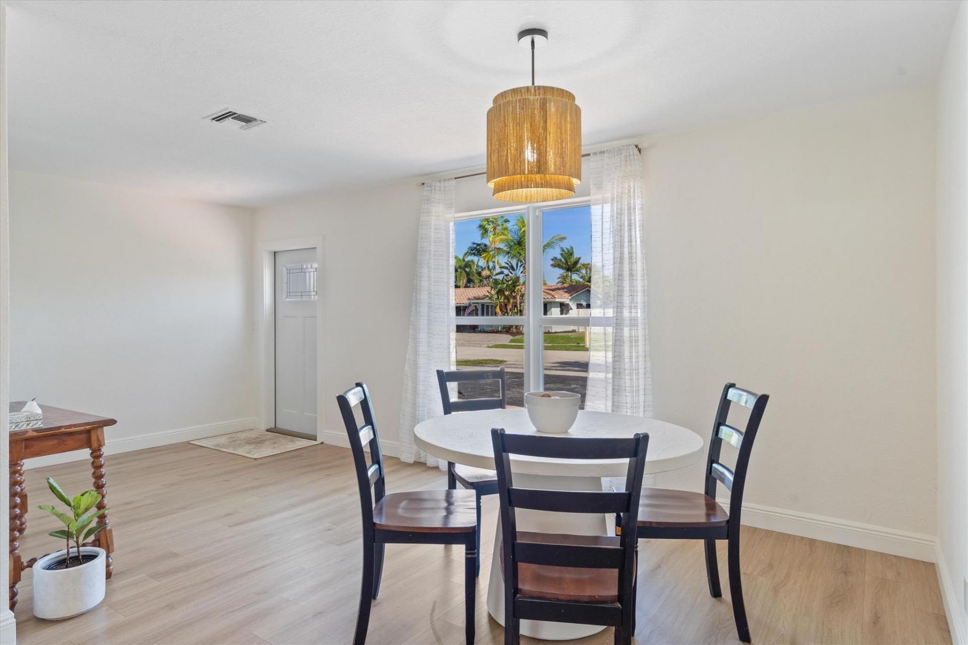 4921 NE 23rd Avenue, Lighthouse Point, FL 33064 Photo