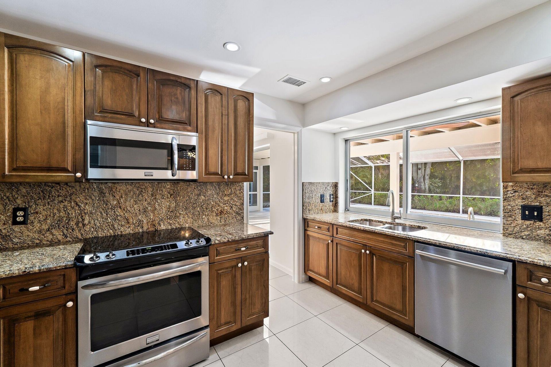 18799 Rio Vista Drive, Jupiter, FL 33469 Photo