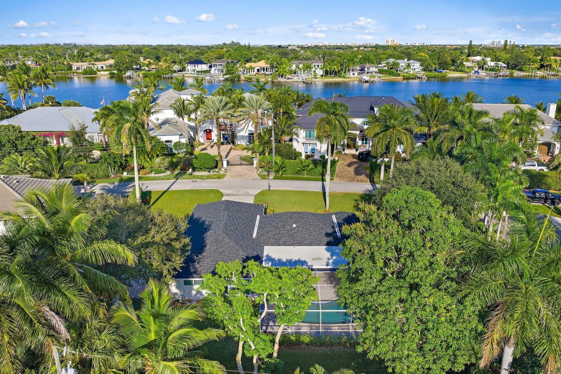 18799 Rio Vista Drive, Jupiter, FL 33469 Photo