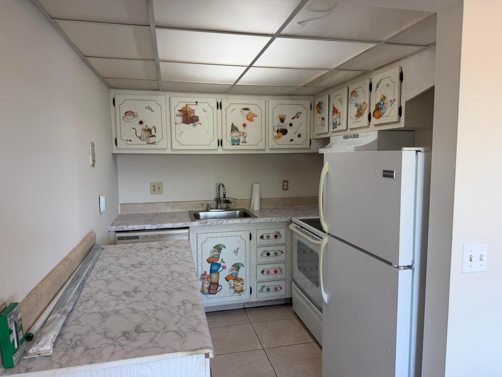 500 Village Green Circle W, Unit 212, Palm Springs, FL 33461 Photo