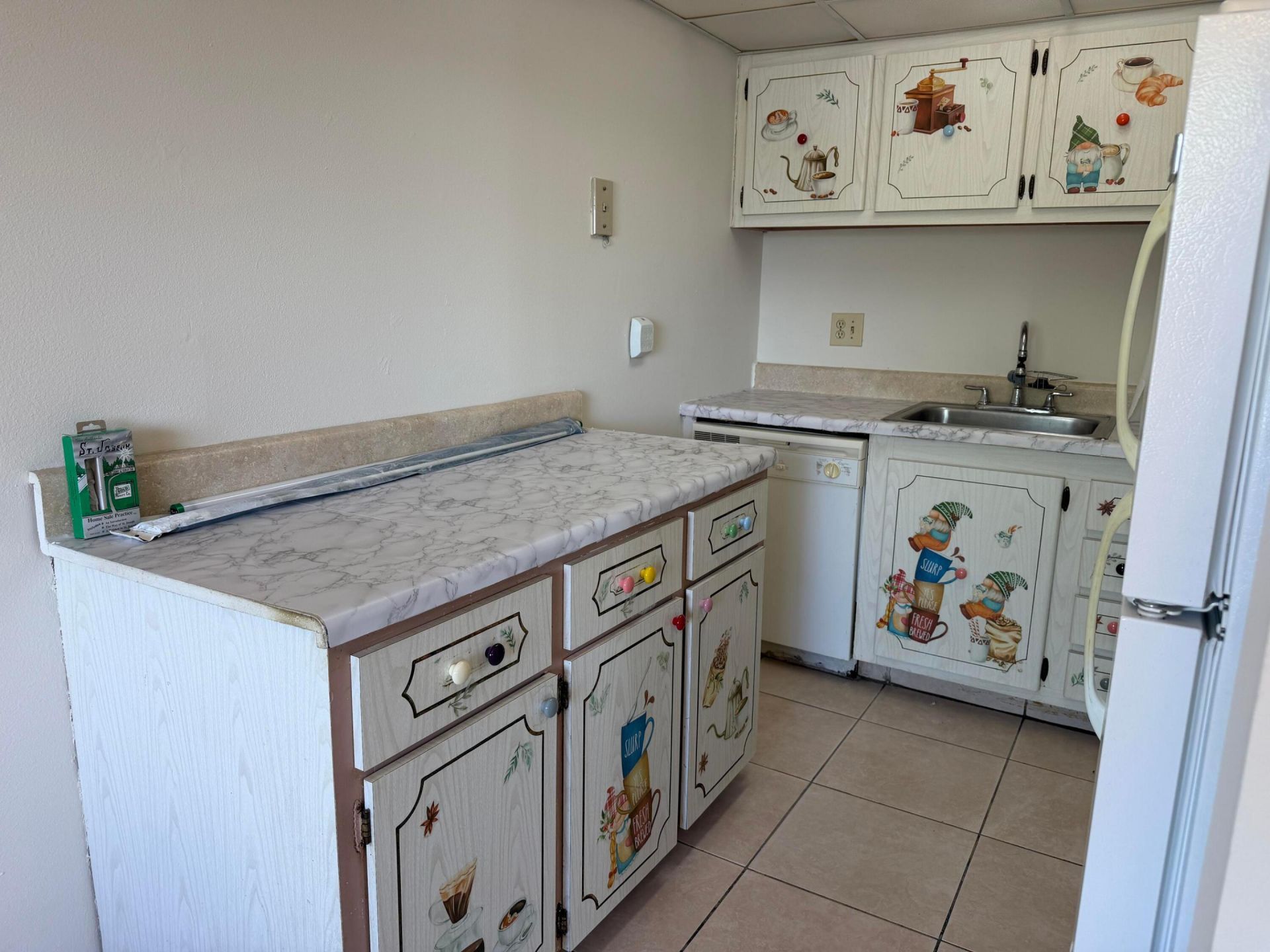 500 Village Green Circle W, Unit 212, Palm Springs, FL 33461 Photo