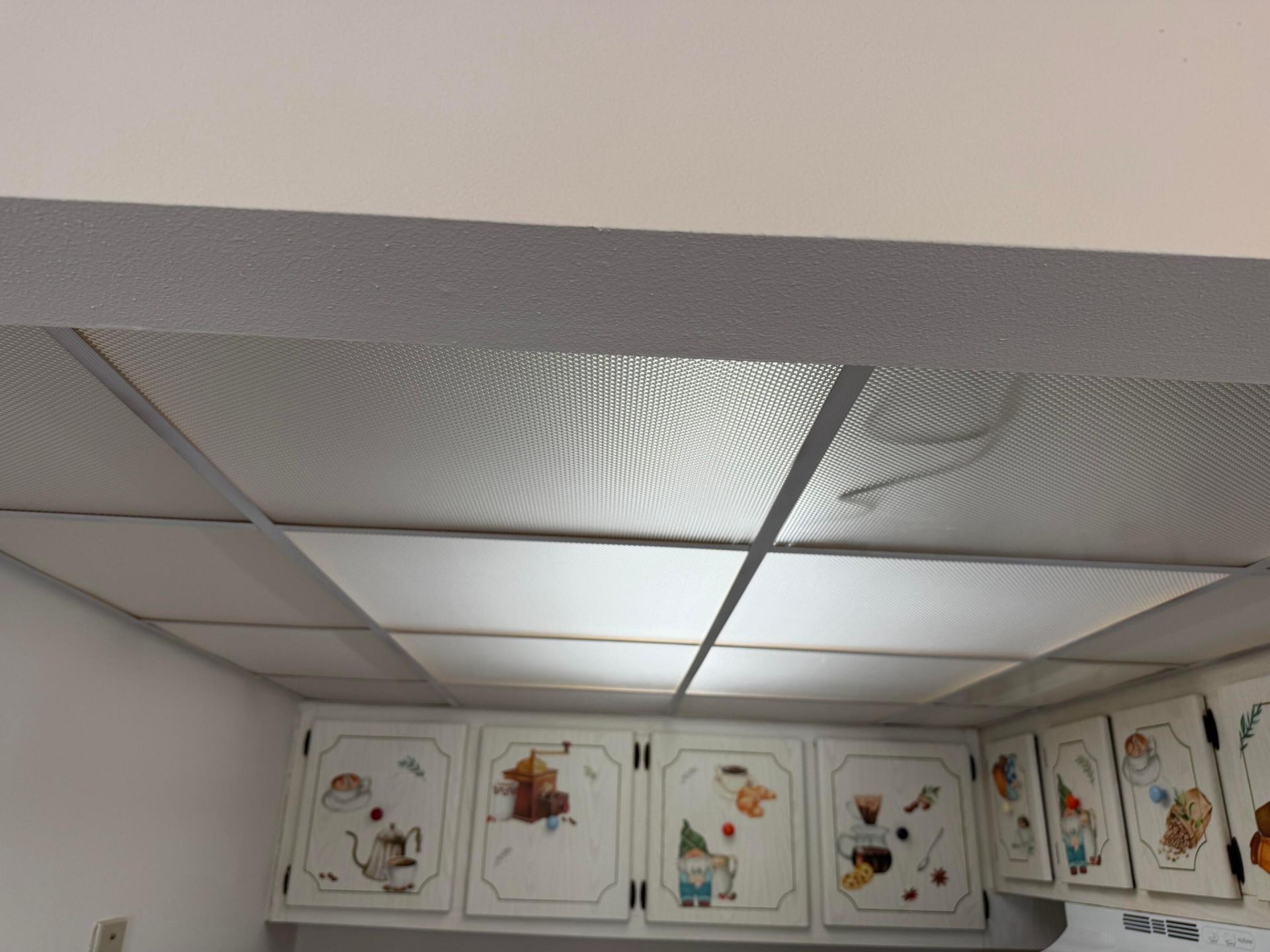 500 Village Green Circle W, Unit 212, Palm Springs, FL 33461 Photo