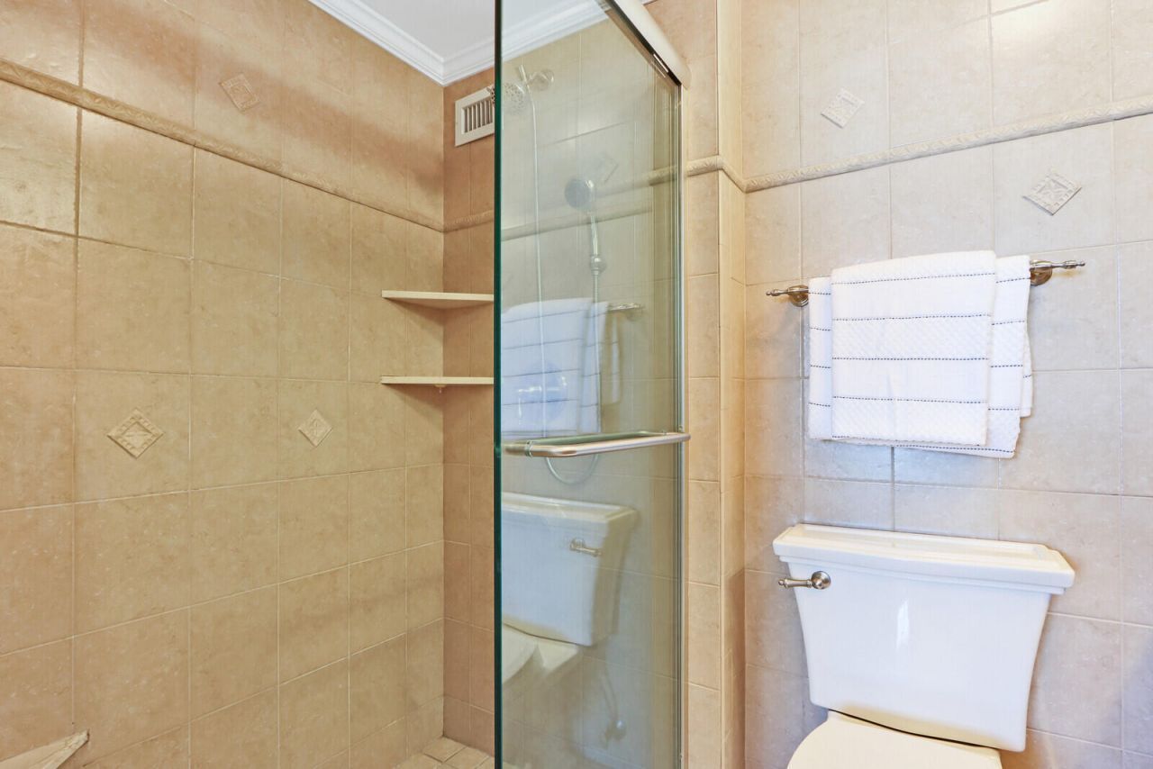 145 S Ocean Avenue, Unit 808, Palm Beach Shores, FL 33404 Photo