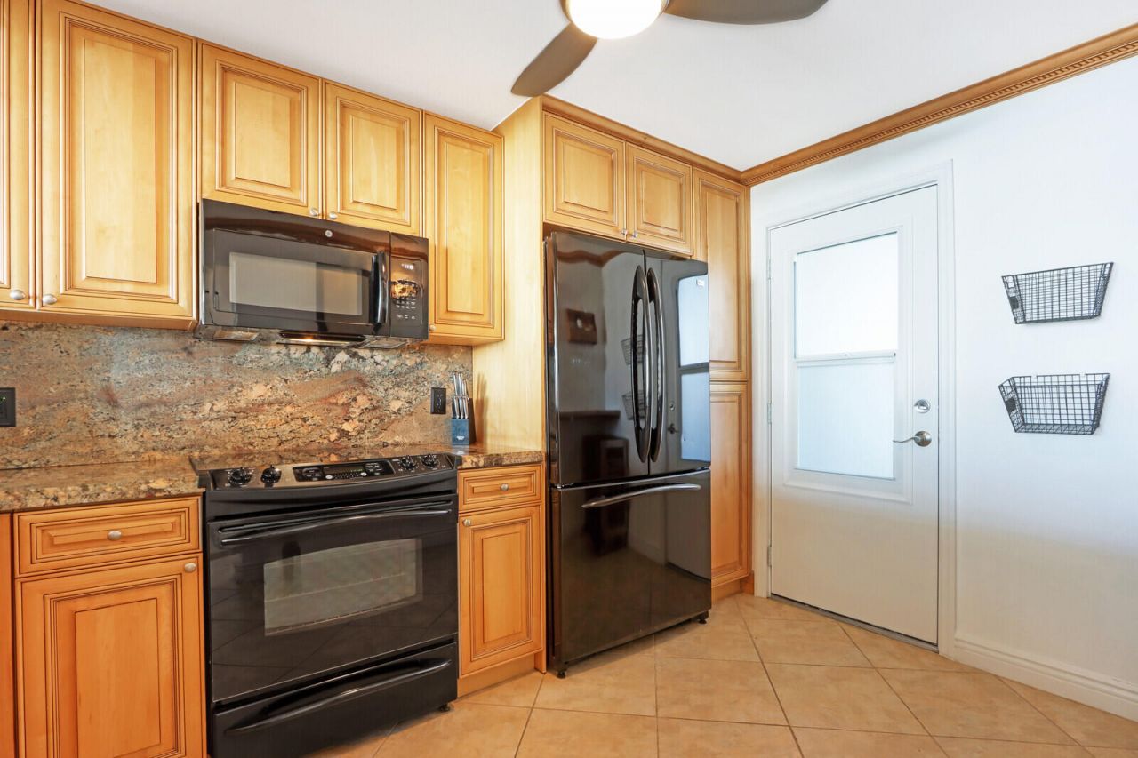 145 S Ocean Avenue, Unit 808, Palm Beach Shores, FL 33404 Photo