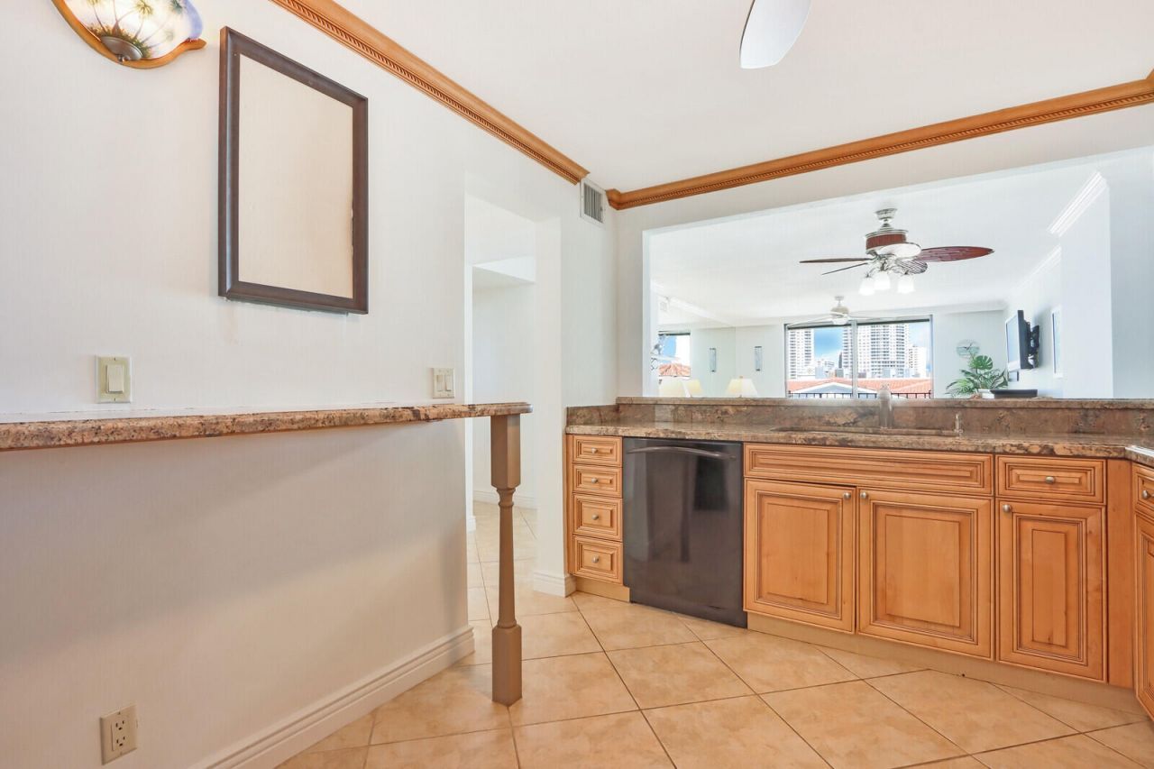 145 S Ocean Avenue, Palm Beach Shores, FL 33404 Photo