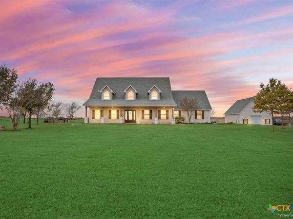 8600 Five Wells Road, Rogers, TX 76569