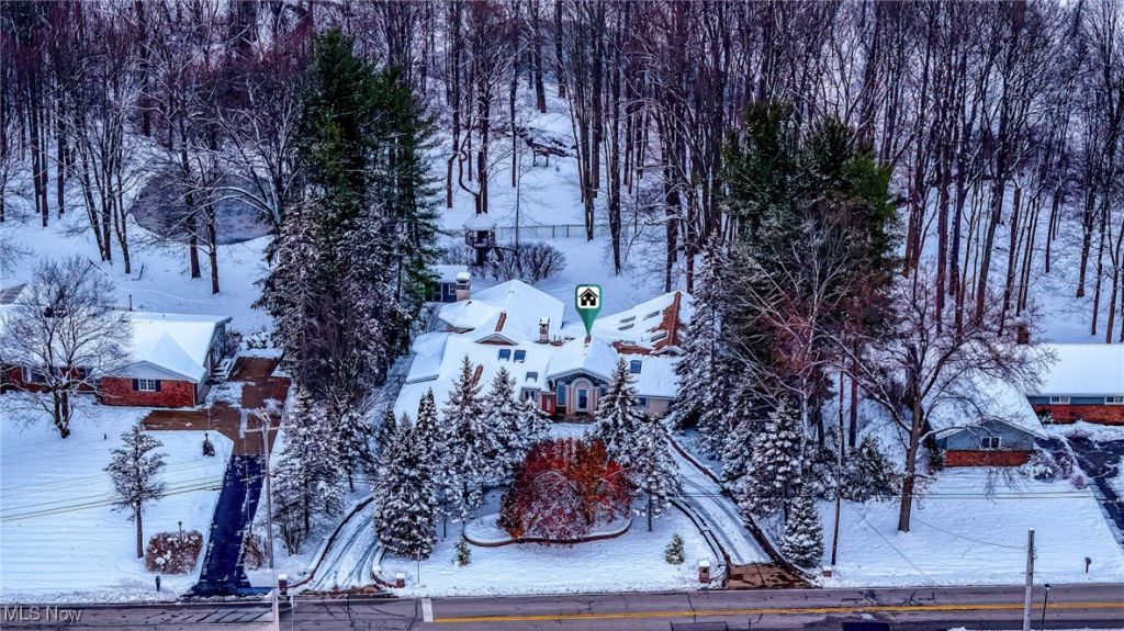 34040 Sherbrook Park Drive, Solon, OH 44139