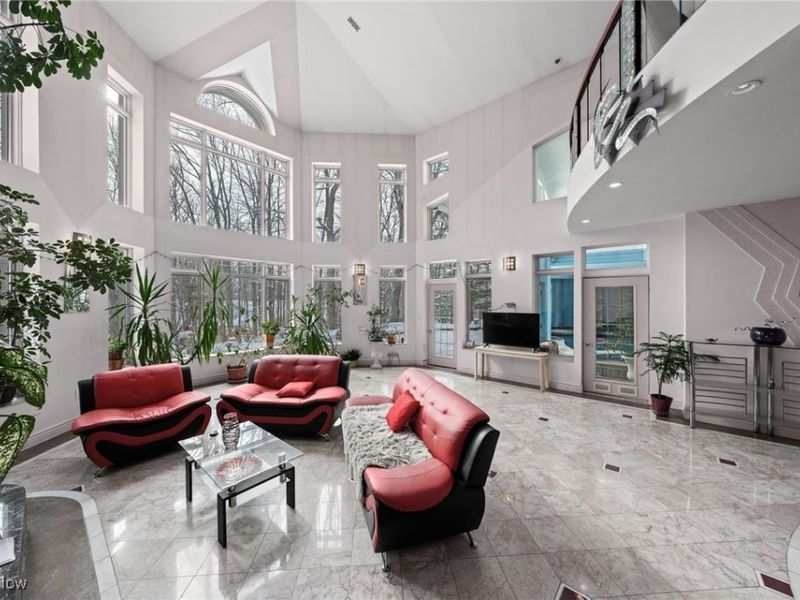 34040 Sherbrook Park Drive, Solon, OH 44139 Photo 5