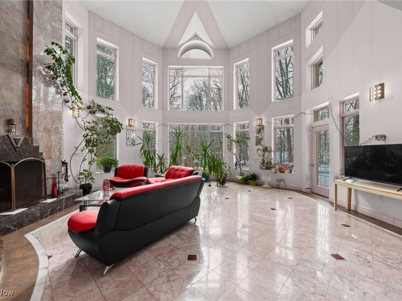 34040 Sherbrook Park Drive, Solon, OH 44139 Photo 6