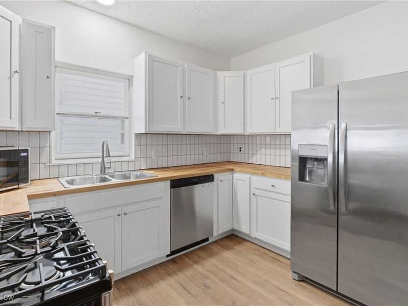 319 W 27th Street, Lorain, OH 44055 Photo 18