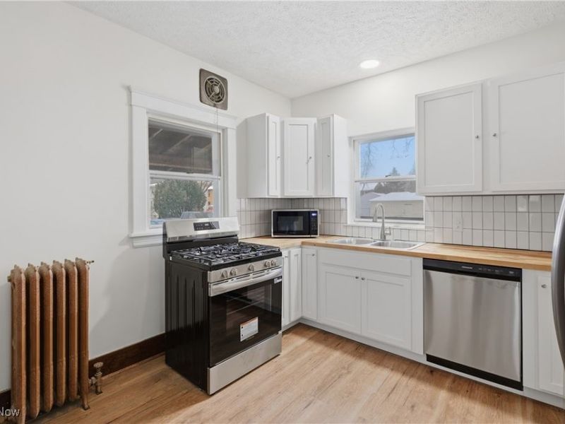 319 W 27th Street, Lorain, OH 44055 Photo 19