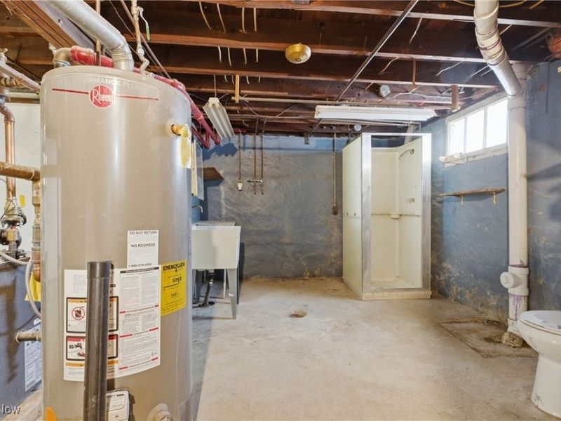 319 W 27th Street, Lorain, OH 44055 Photo 39