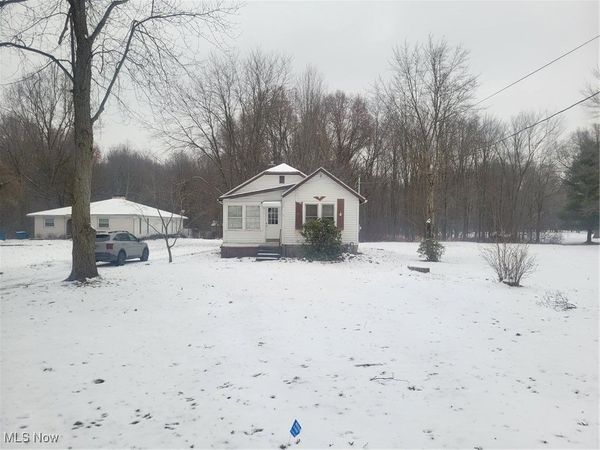 7631 Mines Road SE, Howland, OH 44484