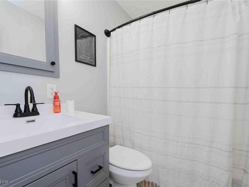 4923 Lisbon Circle, Sandusky, OH 44870 Photo 11