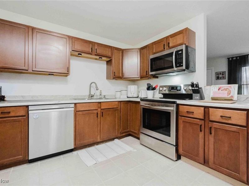 4923 Lisbon Circle, Sandusky, OH 44870 Photo 6