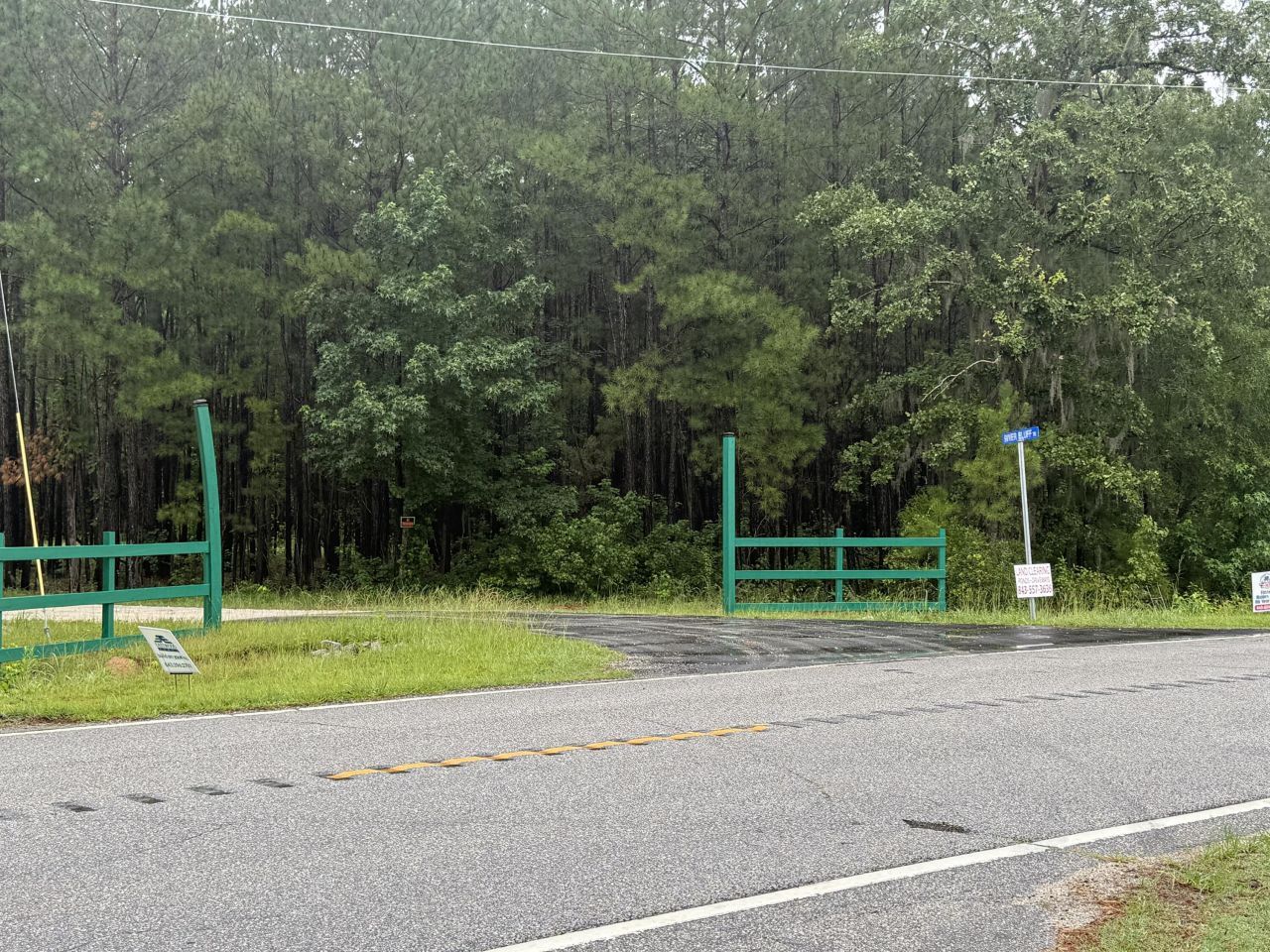 450 River Blf Trail Photo 4