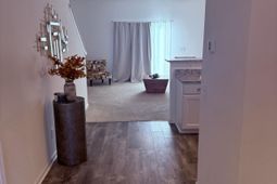 176 Spencer Circle photo 4