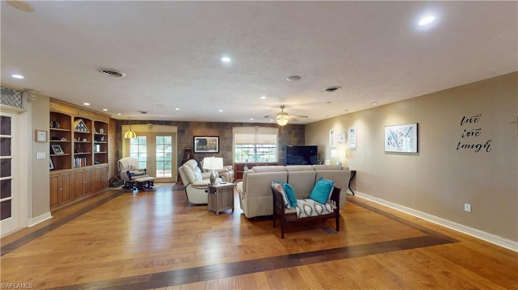1487 Bass Ln, Fort Myers, FL 33919 Photo