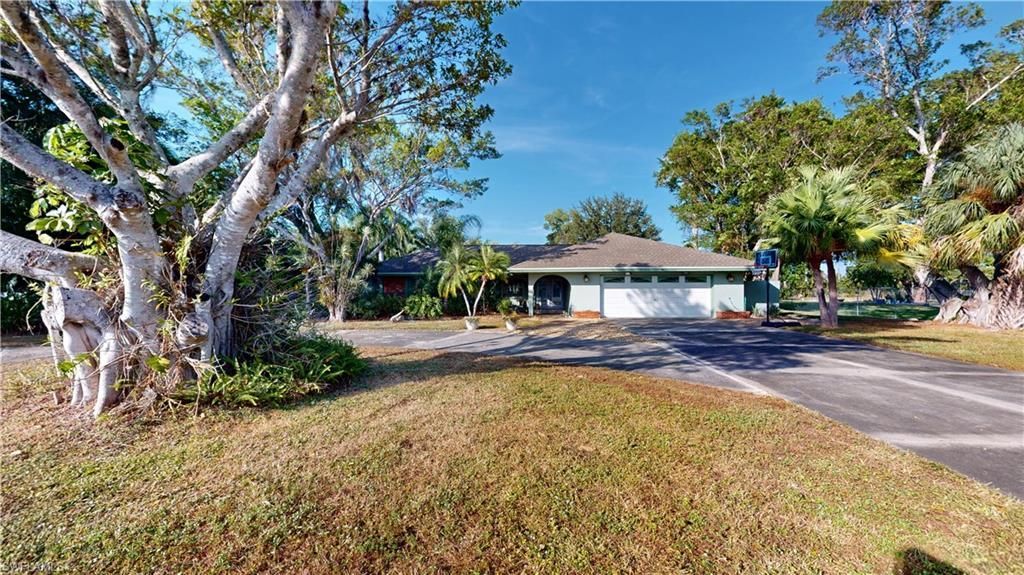 1487 Bass Ln, Fort Myers, FL 33919 Photo