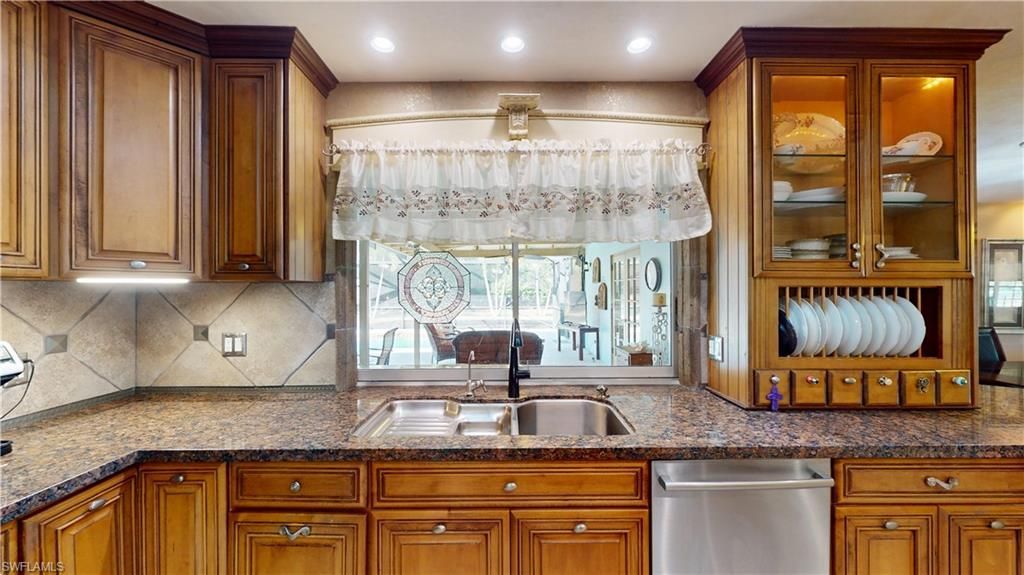 1487 Bass Ln, Fort Myers, FL 33919 Photo
