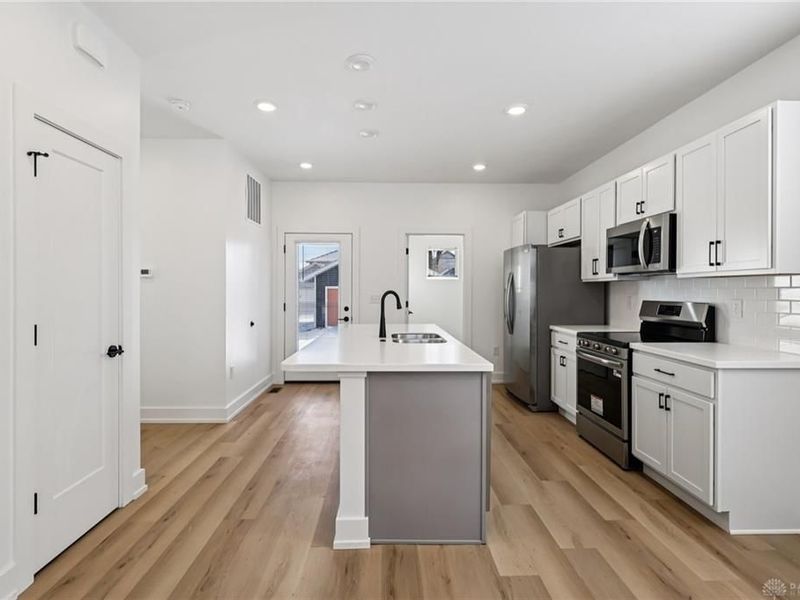 1240 W 1st Street, Dayton, OH 45402 Photo 8