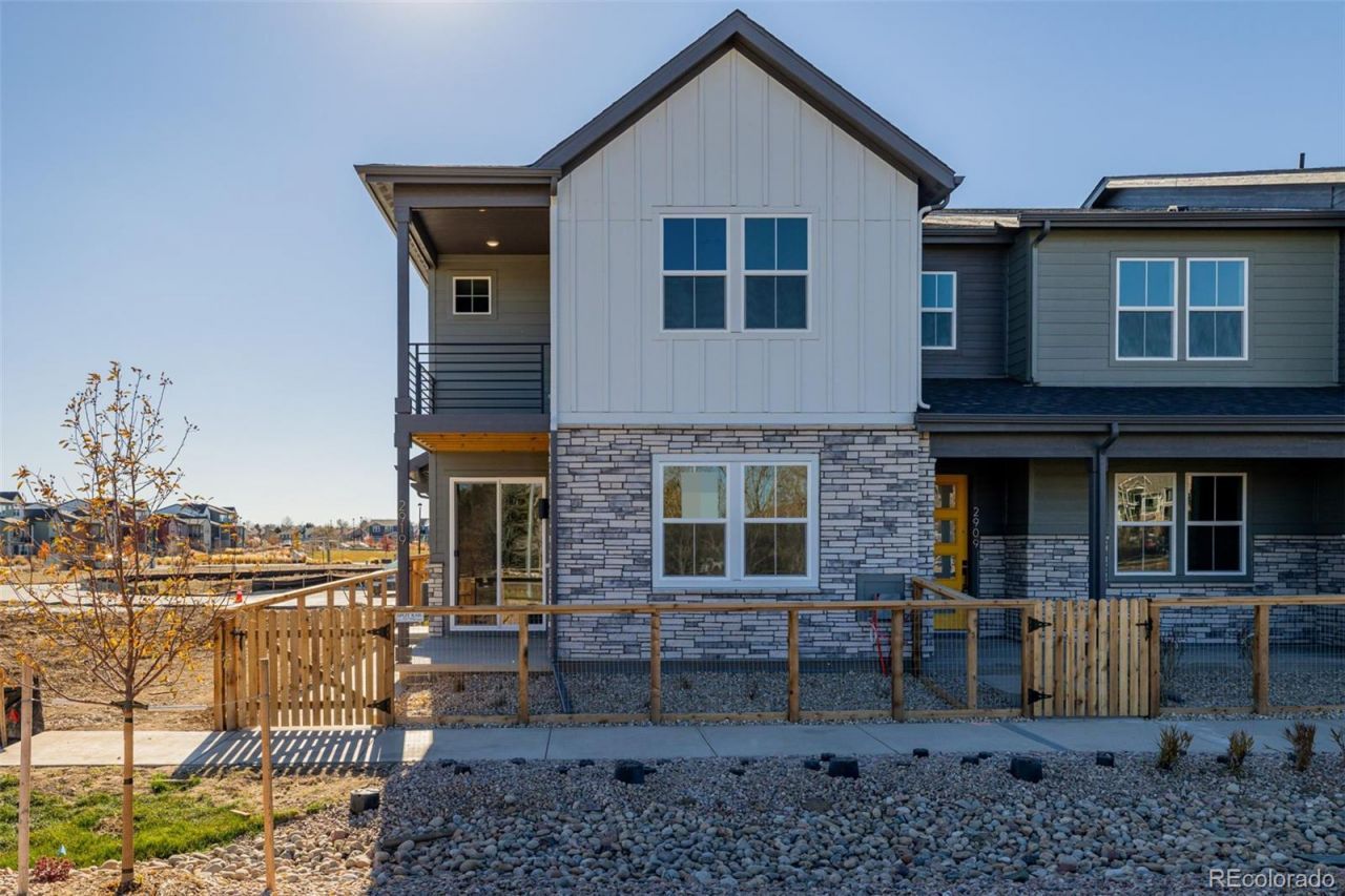 2919 E 103rd Drive, Thornton, CO 80229 Main Photo