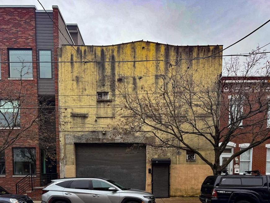 2314 16 E Susquehanna Avenue, Philadelphia, PA 19125 Main Photo