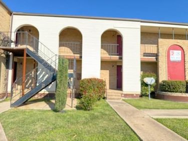 6000 Westridge Lane, Unit 802, Fort Worth, TX 76116