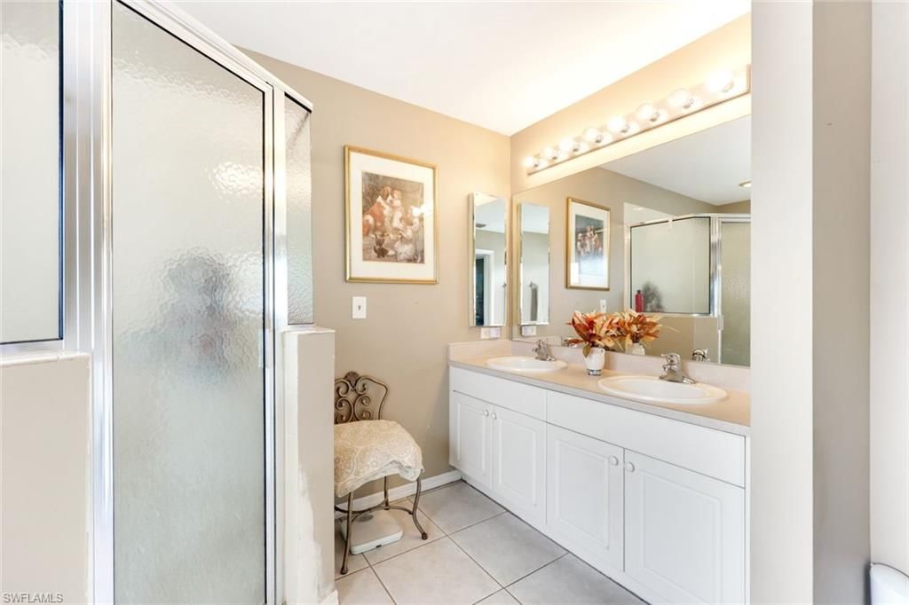 2427 NW 25th St, Cape Coral, FL 33993 Photo
