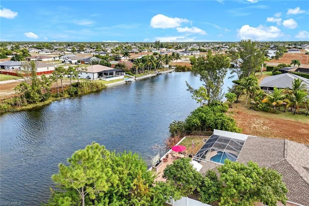 2427 NW 25th St, Cape Coral, FL 33993 Photo