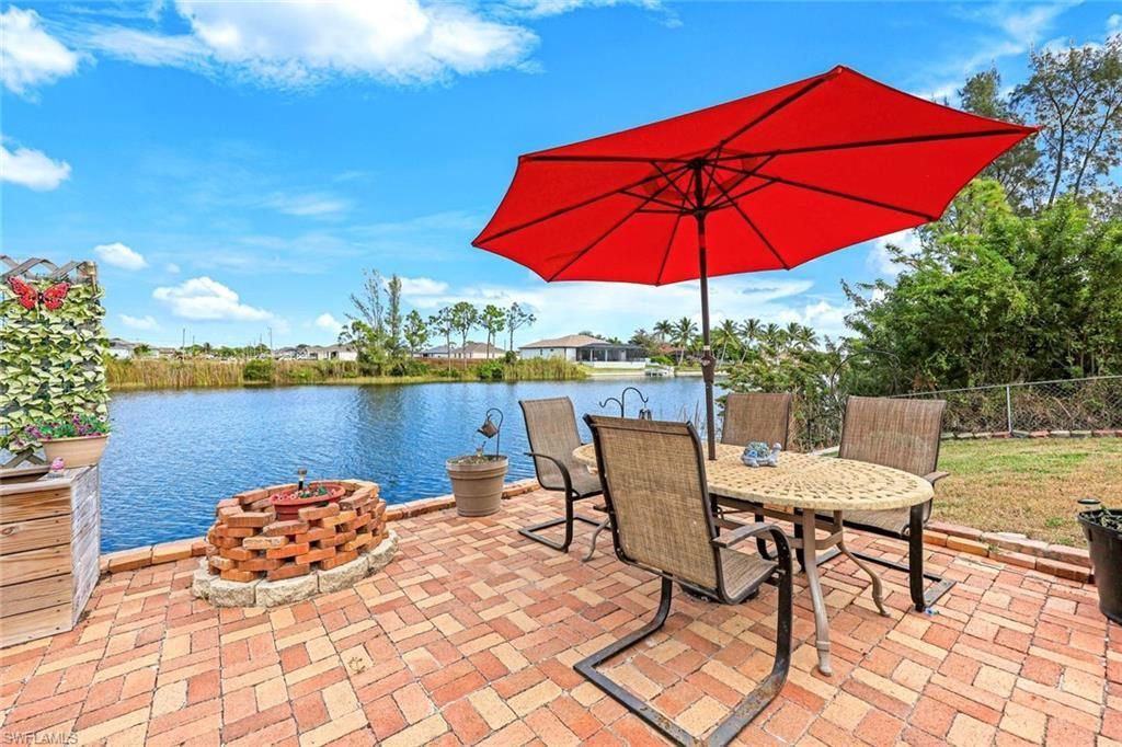 2427 NW 25th St, Cape Coral, FL 33993 Photo