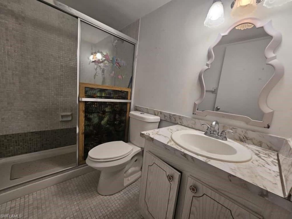 400 Village Green Cir, Unit 205, Palm Springs, FL 33461 Photo