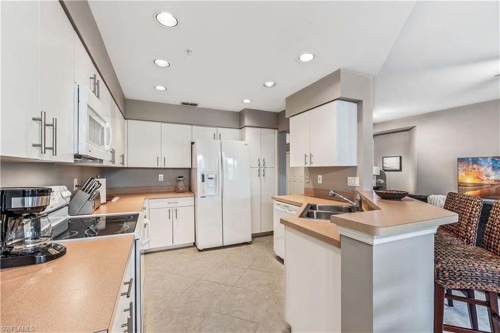 24827 Lakemont Cove Ln, Unit 101, Bonita Springs, FL 34134 Photo