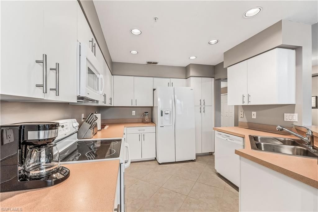 24827 Lakemont Cove Ln, Unit 101, Bonita Springs, FL 34134 Photo