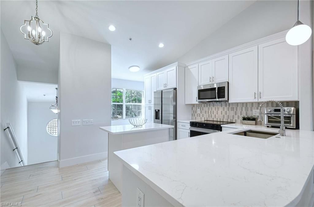 13030 Amberley Ct, Unit 411, Bonita Springs, FL 34135 Photo