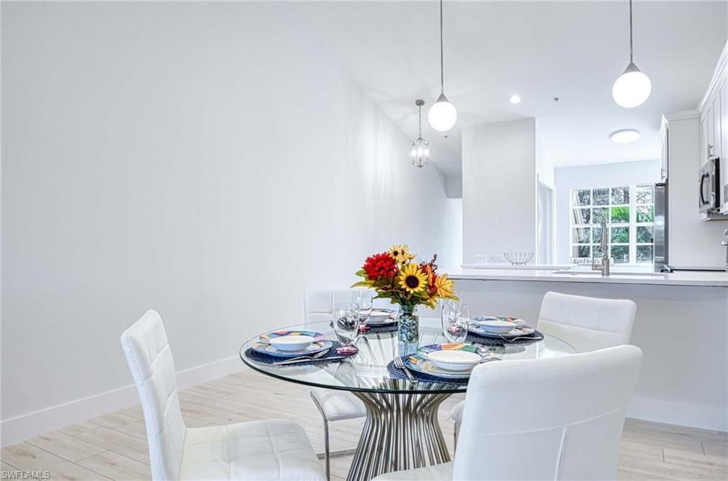 13030 Amberley Ct, Unit 411, Bonita Springs, FL 34135 Photo