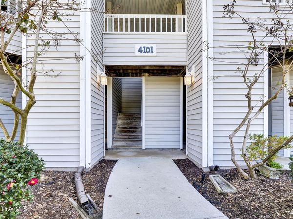 4101 Breezewood Drive, Unit Apt 101, Wilmington, NC 28412