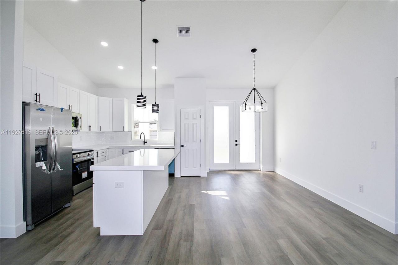2313 N Olivia Rd, Avon Park, FL 33825 Photo