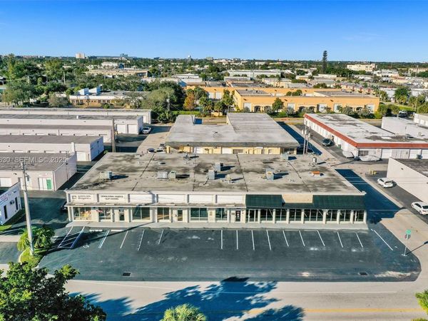 4500 N Dixie Hwy, Oakland Park, FL 33334
