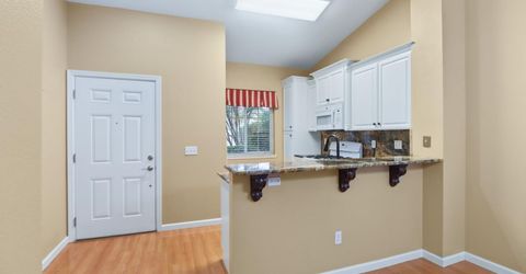 1421 Vigo Ct, Davis, CA 95618 Photo
